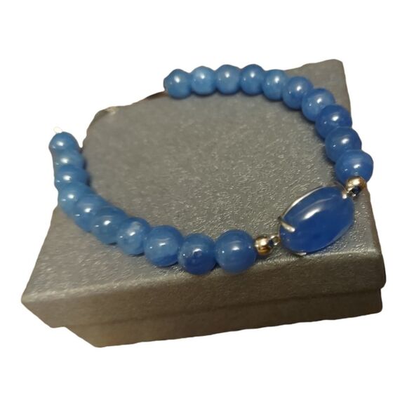 Azure Beaded Bracelet with Silver Accents - Picture 7 of 14